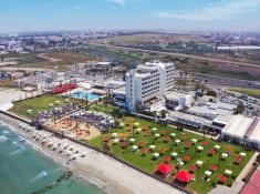 קאנטרי חוף התמרים